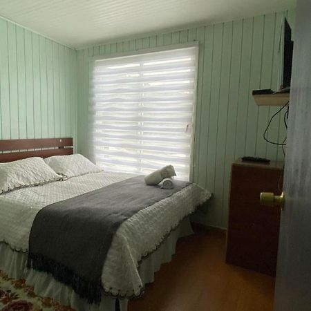 Hosteria Ensenada Puerto Puyuguapi Buitenkant foto